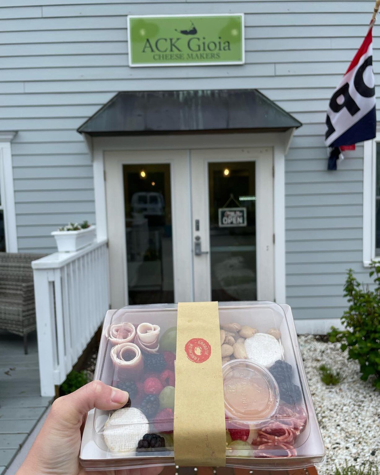 Takeout Meal in Front of ACK Gioia