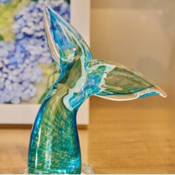 Hydrangea Glass Tail