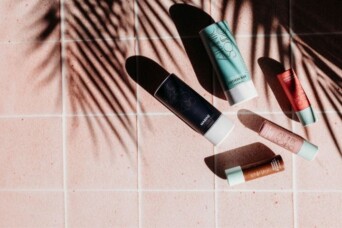 Atlatnic Body Stick