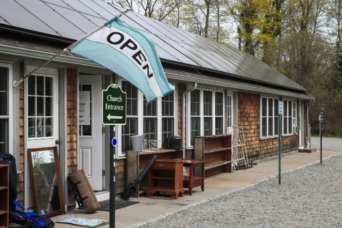 Angels Treasure Cover